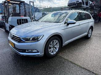  Volkswagen Passat 1.6 TDI / DSG / 2018/1