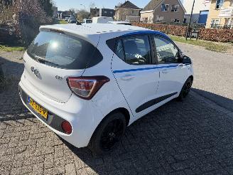 Hyundai I-10 1.0i Comfort picture 6