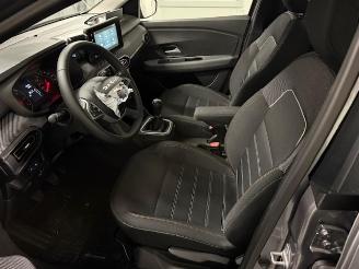 Dacia Sandero BENZIN + LPG picture 13