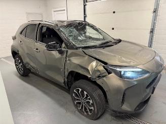 Vrakbiler auto Toyota Yaris Cross AUTOMATIC AIRBAG OK 2025/6