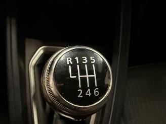 Renault Clio  picture 15