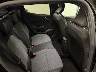 Renault Clio  picture 13