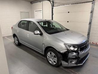 krockskadad bil auto Dacia Logan  2020/7