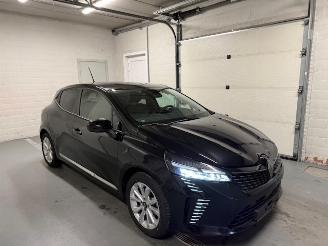  Renault Clio  2025/7