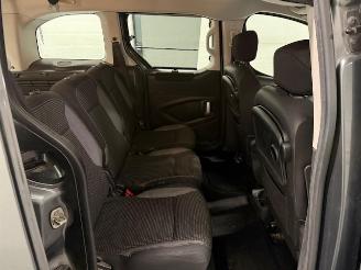 Peugeot Partner Tepee  picture 11