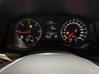 Volkswagen Amarok  picture 23