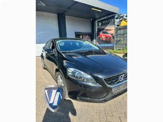 Coche siniestrado Volvo V-40 V40 (MV), Hatchback 5-drs, 2012 / 2019 2.0 D4 16V 2014/11