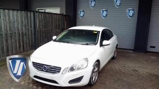 Coche siniestrado Volvo S-60 S60 II (FS), Sedan, 2010 / 2018 2.0 D3 20V 2013