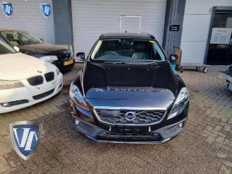disassembly passenger cars Volvo V-40 V40 Cross Country (MZ), Hatchback 5-drs, 2012 / 2019 2.0 D3 20V 2013/3