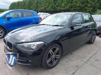 Coche siniestrado BMW 1-serie 1 serie (F20), Hatchback 5-drs, 2011 / 2019 116i 1.6 16V 2014/6