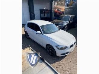 Coche siniestrado BMW 1-serie 1 serie (F20), Hatchback 5-drs, 2011 / 2019 116i 1.6 16V 2014/9