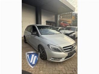 Uttjänta bilar auto Mercedes B-klasse B (W246), Hatchback, 2011 / 2018 1.6 B-180 BlueEFFICIENCY Turbo 16V 2012/6
