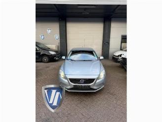 Volvo V-40 V40 (MV), Hatchback 5-drs, 2012 / 2019 2.0 D4 16V picture 3