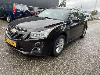 Coche accidentado Chevrolet Cruze 1.4T 103KW 2012/9
