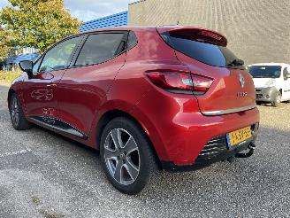 krockskadad bil auto Renault Clio 0.9T 2013/7