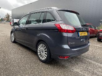 krockskadad bil auto Ford C-Max 1.6 7pers. 2011/7