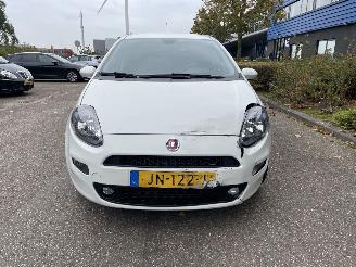 Fiat Punto Evo 5drs 73kw picture 6