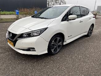 Coche accidentado Nissan Leaf visia 40kw 2019/12
