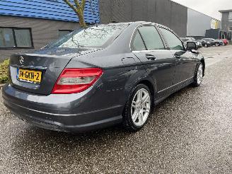 krockskadad bil auto Mercedes C-klasse 200k sedan 2008/7