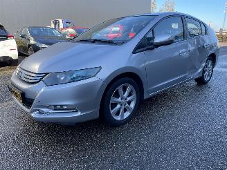 damaged passenger cars Honda Insight 1.3 hybrid 2010/7