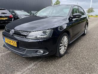Unfallwagen Volkswagen Jetta 1.4tsi hybrid 2013/7