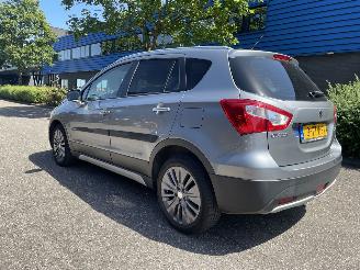 Vaurioauto  passenger cars Suzuki SX4 1.6 88kw 2014/7