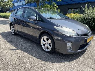 Toyota Prius 1.8 hybrid picture 3