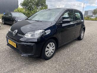 Schadeauto Volkswagen Up! 5drs airco 2019/3