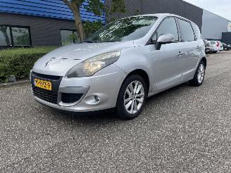 Renault Scenic 2.0 Aut. picture 2