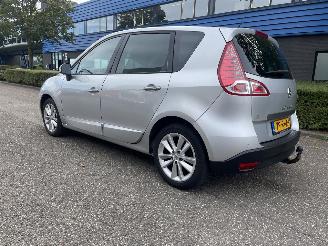 Voiture accidenté Renault Scenic 2.0 Aut. 2011/4