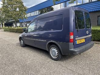 Voiture accidenté Opel Combo 1.6 8v benz. 2002/7