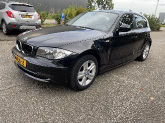uszkodzony samochody osobowe BMW 1-serie 116 5drs 2010/7