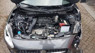 Suzuki Swift AUTOMAAT picture 11