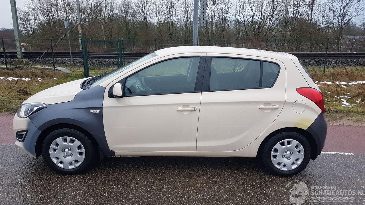Hyundai I-20 AUTOMAAT