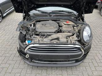 Mini One 75KW Essential Trim Navi picture 12