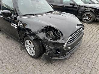 Mini One 75KW Essential Trim Navi picture 9