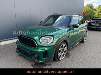 Voiture accidenté Mini Countryman Cooper d 110KW Aut Pano LEder ful LED 2021/6
