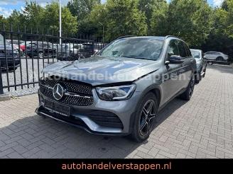 Mercedes GLC 200 d 4Matic AMG Sport Pano AHK picture 1