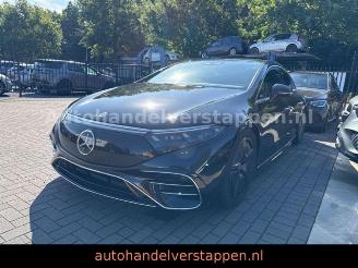 krockskadad bil auto Mercedes EQS 350 AMG Line 90KWH Panorama 2023/2
