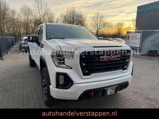 Coche accidentado GMC Sierra 5.3L V8 + LPG AT4  265KW 2020/7