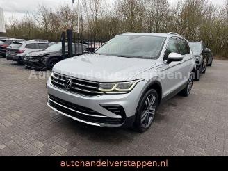 Schadeauto Volkswagen Tiguan Elegance eHybrid Panorama 2021/4