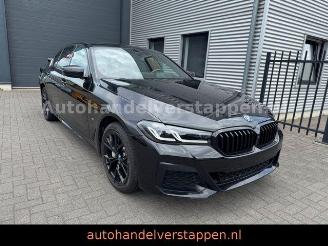 Voiture accidenté BMW 5-serie e M Sport 215KW LED Harman SHT 2021/10