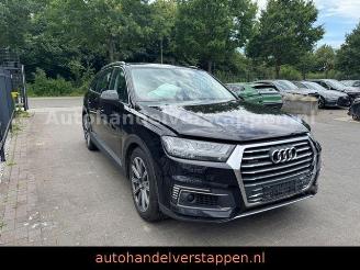 Unfallwagen Audi Q7 3.0 TDI E-tron Quattro Bose 2017/2