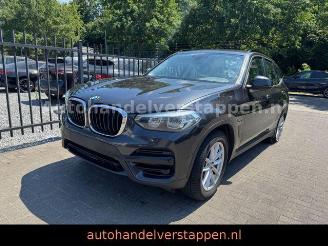 uszkodzony samochody osobowe BMW X3 xDrive 30e Advantage 215KW Plug in Hybrid 2021/6