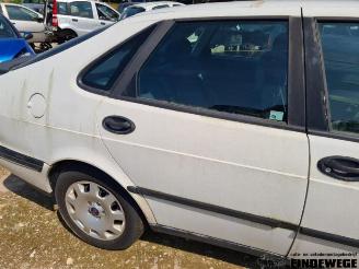 Saab 900 900 II, Hatchback 5-drs, 1993 / 1998 2.0 i,Si 16V picture 11