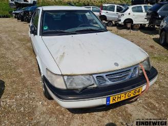 Saab 900 900 II, Hatchback 5-drs, 1993 / 1998 2.0 i,Si 16V picture 4