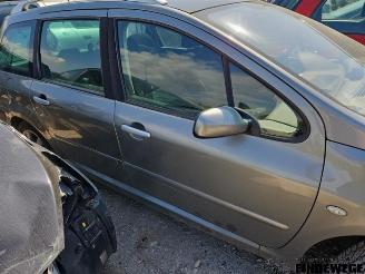 Peugeot 307 307 SW (3H), Combi, 2002 / 2008 1.6 HDiF 110 16V picture 8