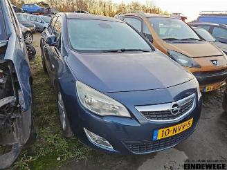 Uttjänta bilar auto Opel Astra Astra J (PC6/PD6/PE6/PF6), Hatchback 5-drs, 2009 / 2015 1.4 Turbo 16V 2010/11