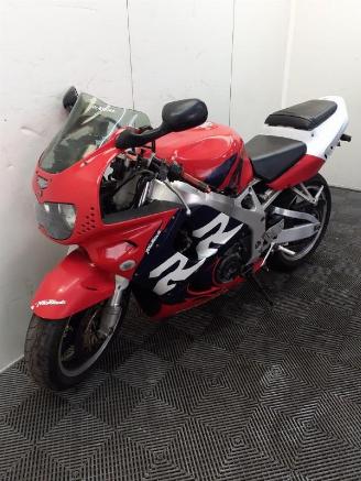 Honda CBR 900  picture 6