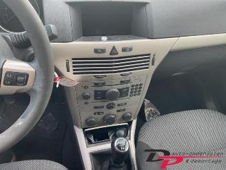 Opel Astra Astra H SW (L35), Combi, 2004 / 2014 1.6 16V Twinport picture 10